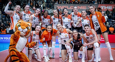 Eczacıbaşı Dynavit normal sezonu galibiyetle tamamladı