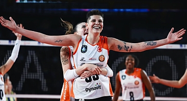 Eczacıbaşı’ndan 5 yıllık hasretin sonu: dev rakibini kupada saf dışı bıraktı!