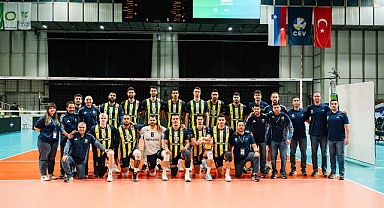 Fenerbahçe, İBB karşında set kaybetmedi