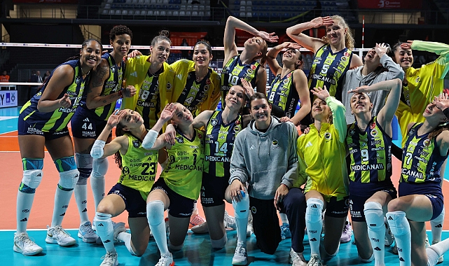 Fenerbahçe Medicana Kupa Voley'de tur atladı