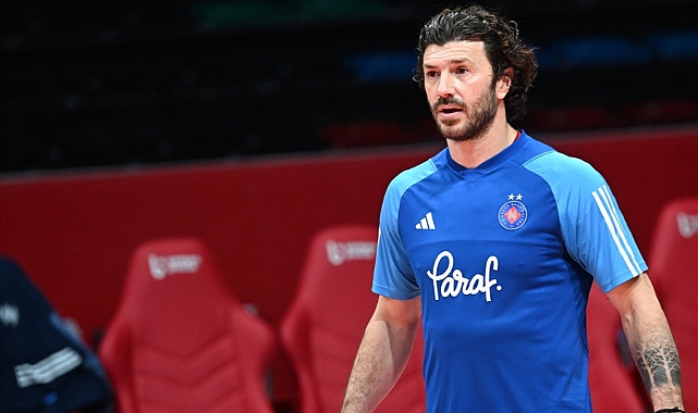 Halkbank'ta gözler başkent derbisinde