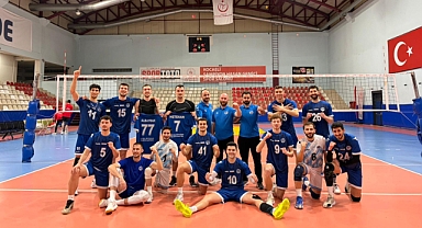 Kocaeli Büyükşehir Belediyesi Kağıt Spor evinde üç puanın sahibi  