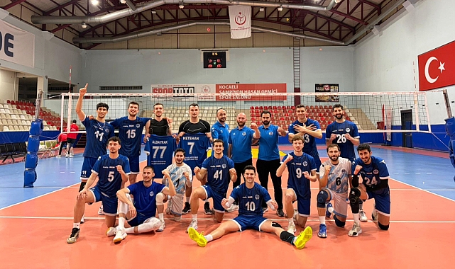 Kocaeli Büyükşehir Belediyesi Kağıt Spor evinde üç puanın sahibi