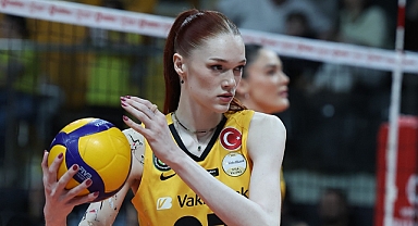 Marina Markova büyük maçlarda devleşiyor  