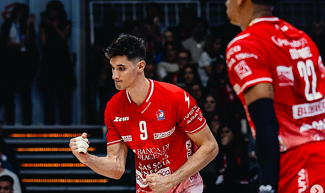 Piacenza yarı final biletini kaptı: Efe Mandıracı’dan 22 sayı