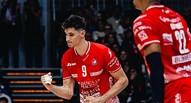 Piacenza yarı final biletini kaptı: Efe Mandıracı'dan 22 sayı