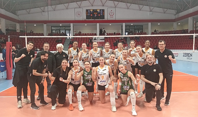 Sakarya Voleybol deplasmanda kazandı