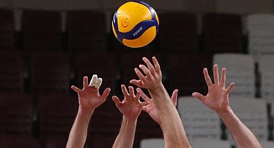 Efeler Ligi 5.’lik mücadelesinde geri sayım: İstanbul Gençlik mi Fenerbahçe mi kazanacak: İstanbul Gençlik-Fenerbahçe maçı saat kaçta hangi kanalda?