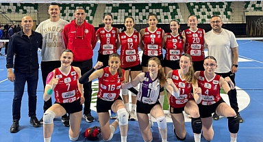 Ordu Voley final  etabına fırtına gibi başladı: Erzurum karşısında net galibiyet!