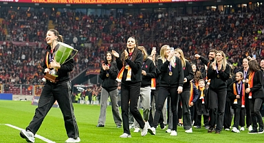 Şampiyon RAMS Park’ta: Galatasaray Daikin ve kupası taraftarıyla buluştu!