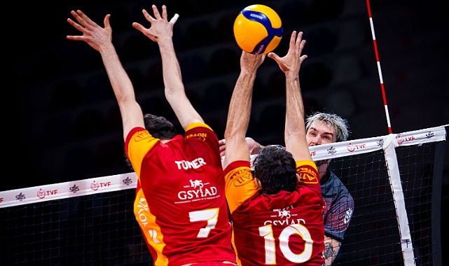 Şampiyonluk yolunda ilk maçın galibi Ziraat Bankkart