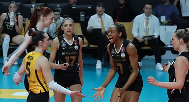 Vakıfbank finale ismini yazdırdı