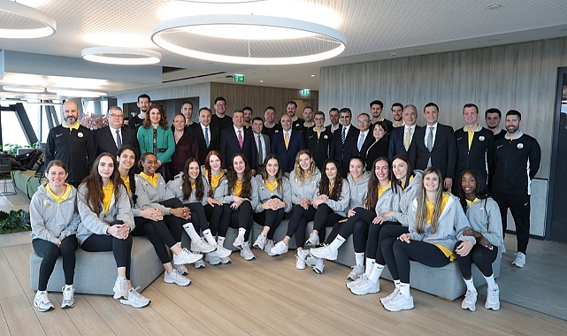 Yeni başkan Osman Arslan şampiyon takımı kahvaltıda ağırladı