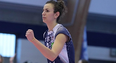 Yeni durak Novara: Elena Perinelli imzayı attı