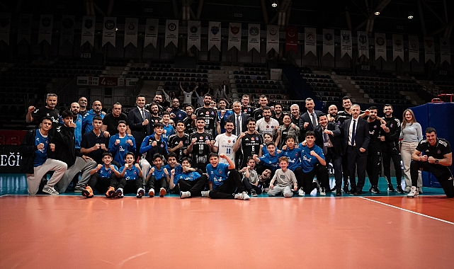 Zevkli mücadelenin kazananı Halkbank