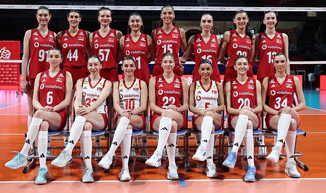 A Milli Kadın Voleybol Takımı, İtalya'ya 3-1 mağlup oldu