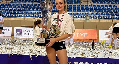 Akhisar Belediyespor liberosunu tuttu