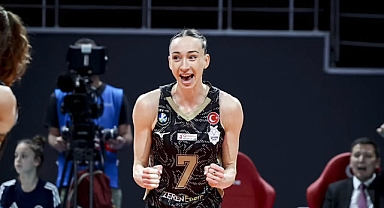 Anna Lazareva, Türk Hava yolları yolunda: Zeren Spor'a veda etti