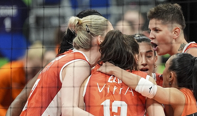 CEV Şampiyonlar Ligi'nde finalin adı Vakıfbank-Eczacıbaşı