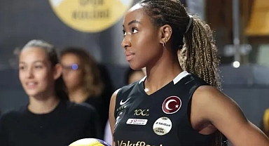 Chiaka Ogbogu ile birlikte 3 büyük takımın formasını giyen diğer oyuncuları hatırlayalım