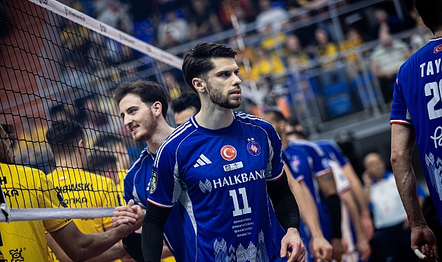 Halkbank'tan ayrılan Polonyalı yıldız ülkesine döndü