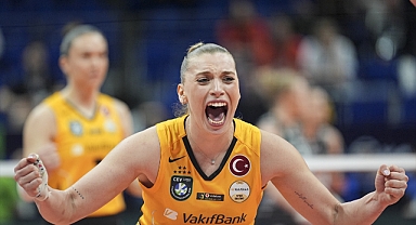 Vakıfbank dönüşleri sever: Finaldeyiz
