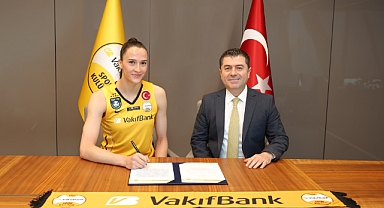 VakıfBank, Emily Maglio'yu renklerine bağladı