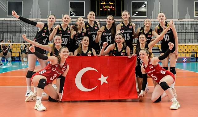 Avrupa Şampiyonası'nda Polonya'yı 3-0 ile geçtik