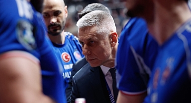 Başantrenör Radostin Stoytchev ile “yola devam”
