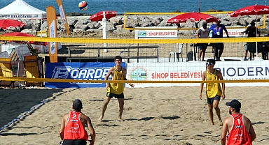 Uluslararası Pro Beach Tour Grand Slam Voleybol Turnuvası'nın Sinop etabı başladı
